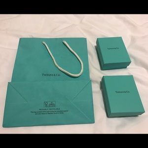 1 Tiffany bag and 2 gift boxes and 2 pouches