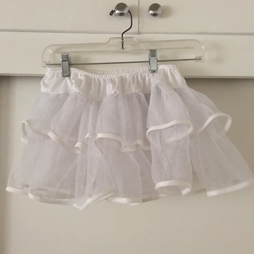 White petticoat! Perfect for under costumes!