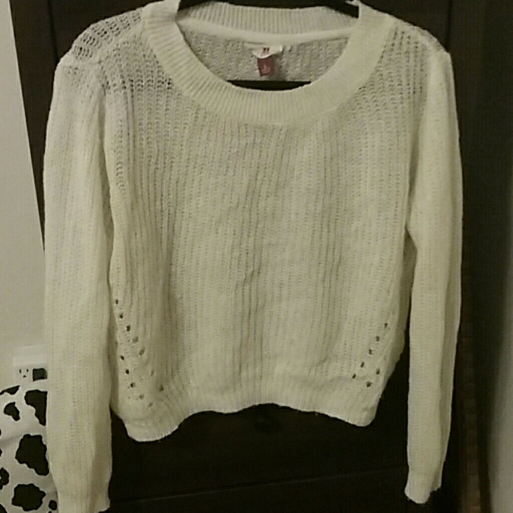 l.e.i. Soft White Sweater