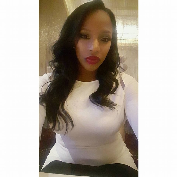 Meet your Posher, Melissa - Picture 1 of 1