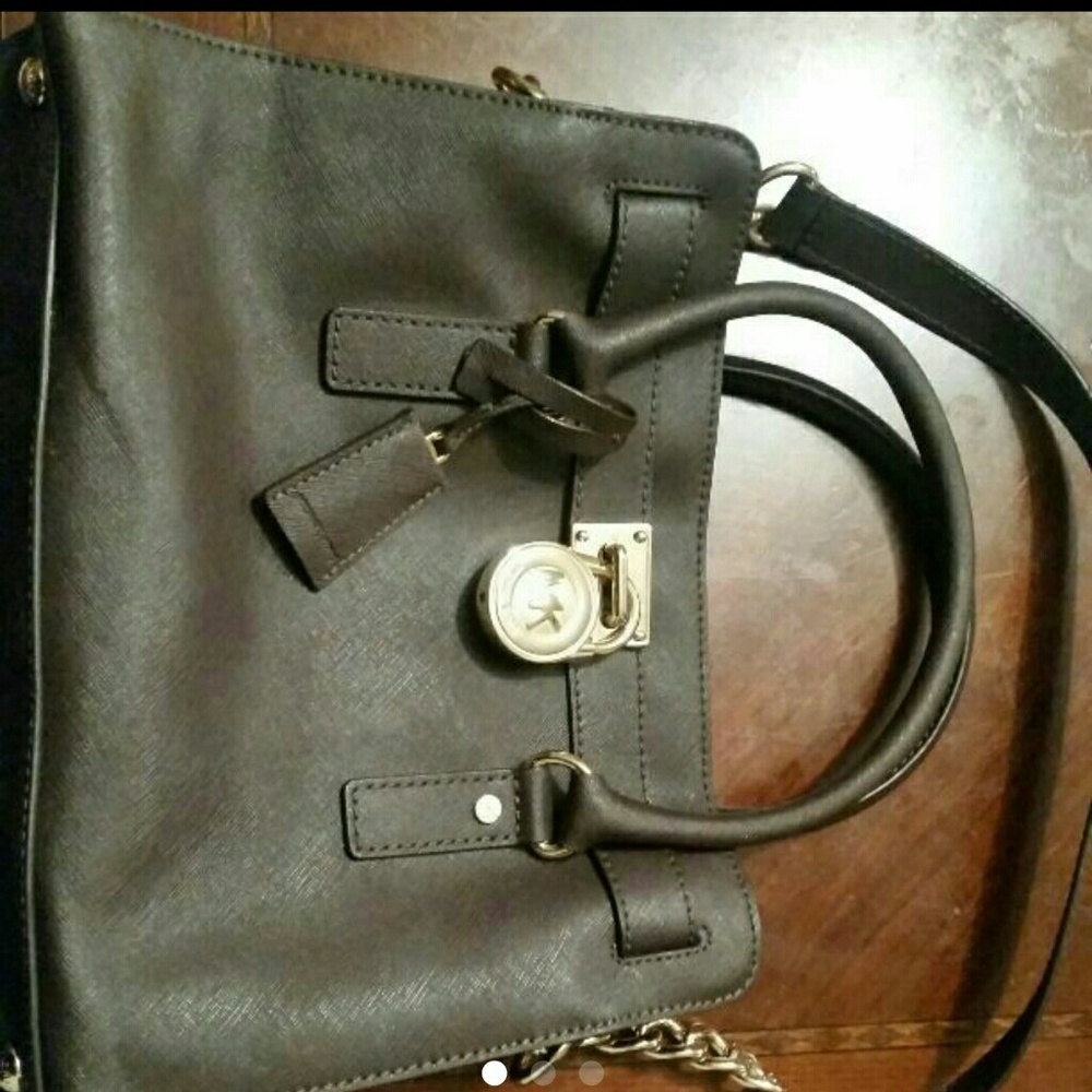 Michael kors Hamilton.