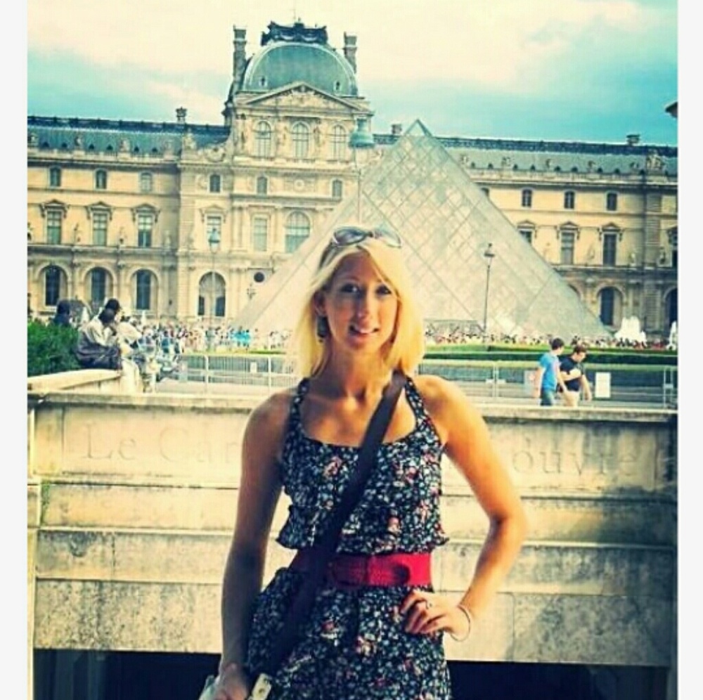 Meet your Posher, Kara