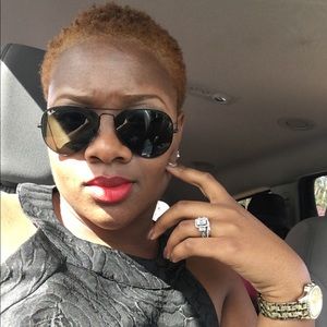 Meet your Posher, Brittany