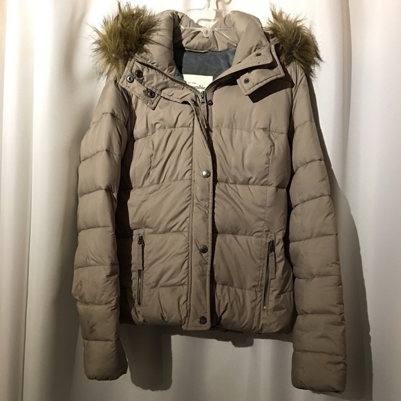 Abercrombie & Fitch puff Jacket - Picture 4 of 6