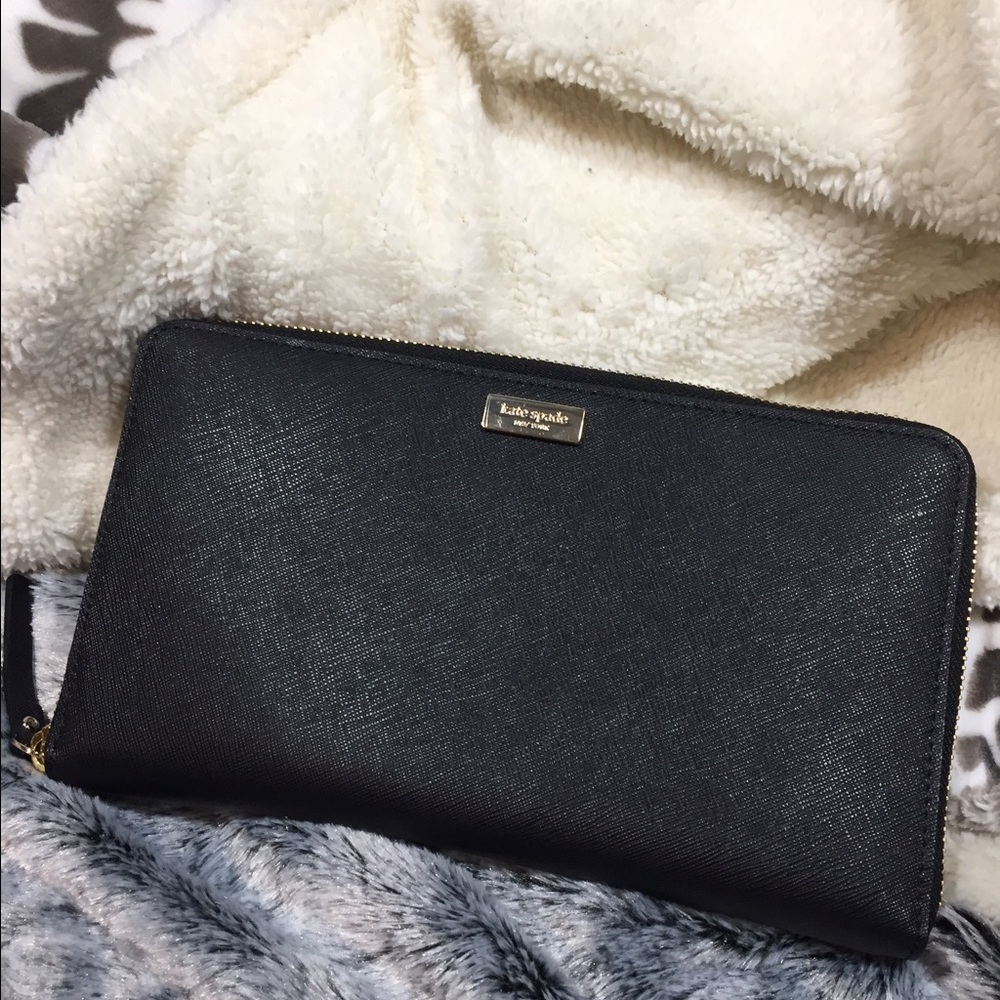 Kate Spade Clutch Wallet