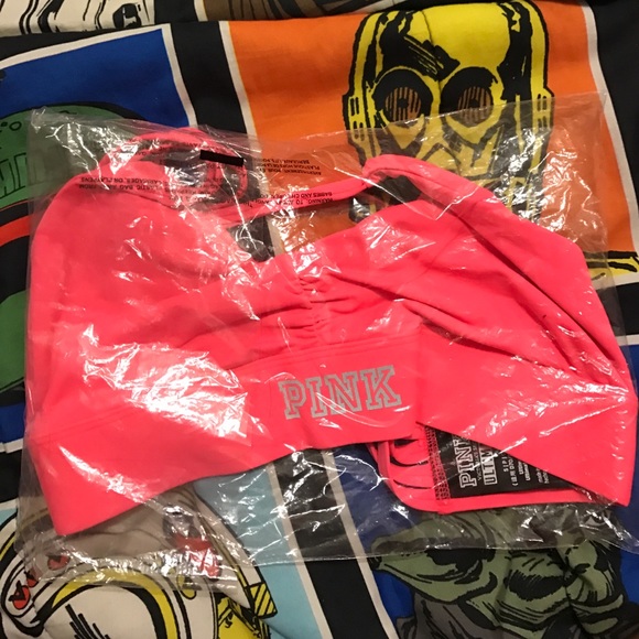 Victoria's Secret PINK Ultimate Halter Sport Bra - Picture 3 of 3