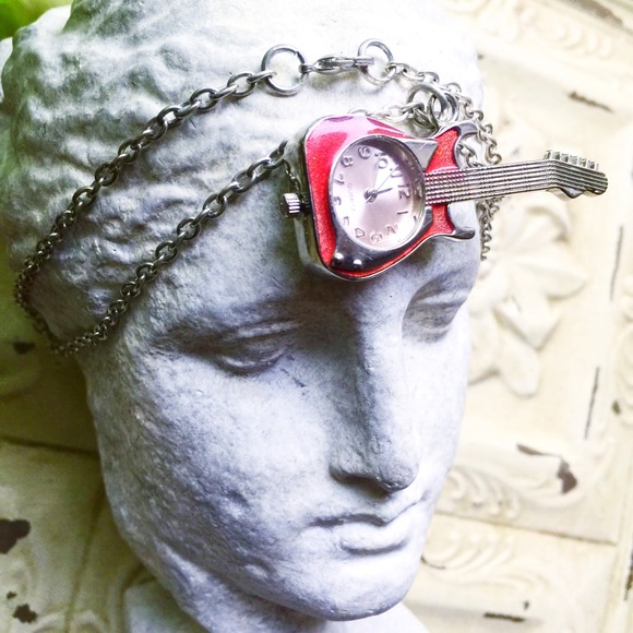 . {GYMBOREE} Electric red guitar clock necklace - Picture 4 of 8