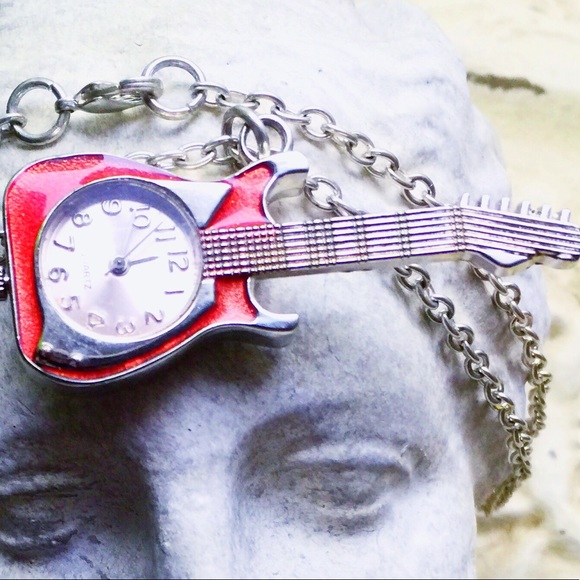 . {GYMBOREE} Electric red guitar clock necklace - Picture 8 of 8