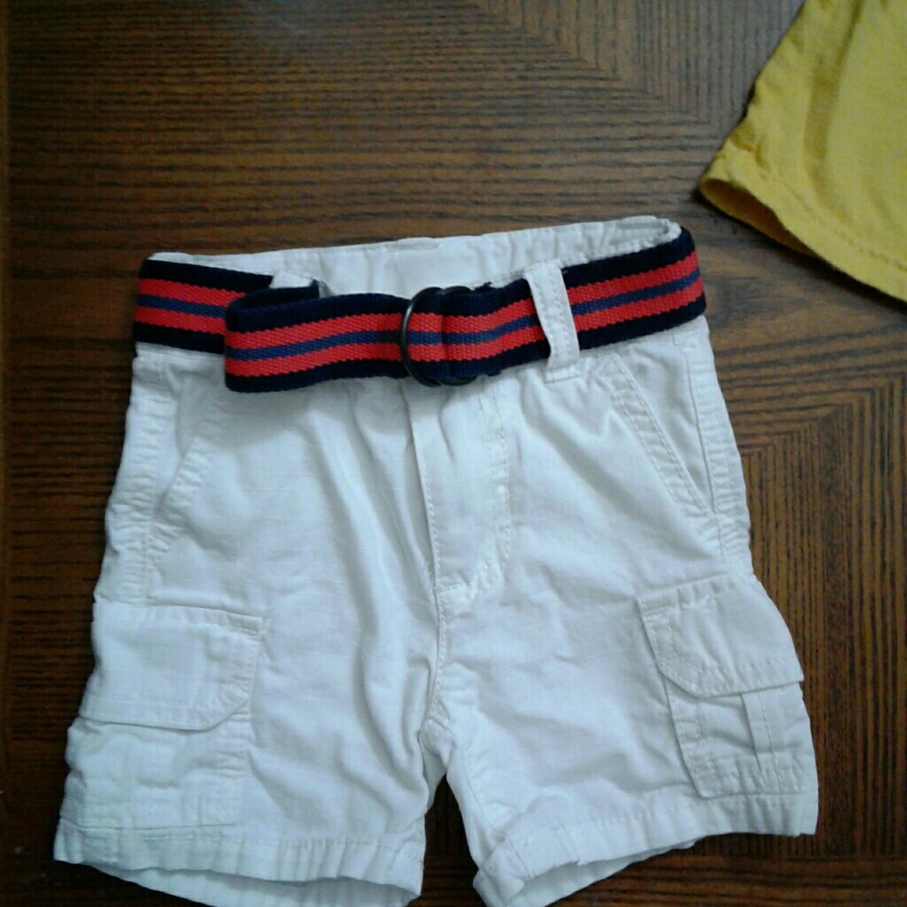 Boys gymboree shorts with belt