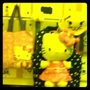 Bundle 4 hello kitty items & vest