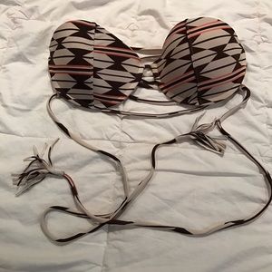 La Perouse top in Native