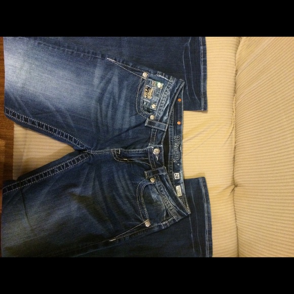 SOLD - Picture 3 of 3