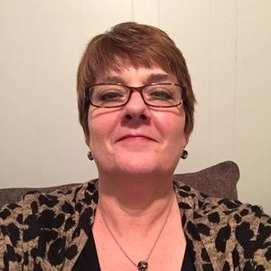 Meet your Posher, Dena