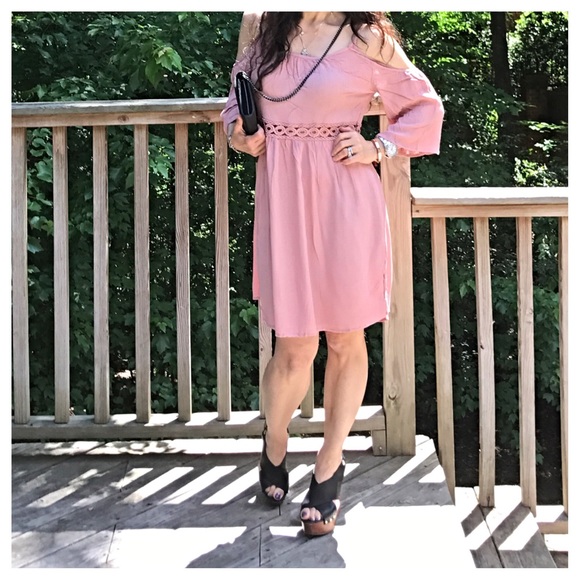 ♦️LAST ONE SALE ♦️Crochet trim cold shoulder dress - Picture 3 of 5