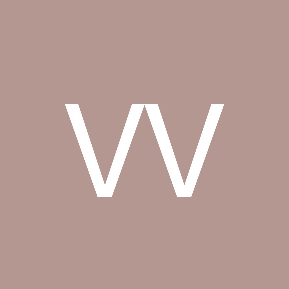 Meet your Posher, Valorie