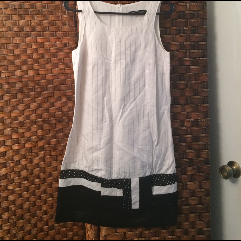 Bleu blanc rouge mini black and white dress