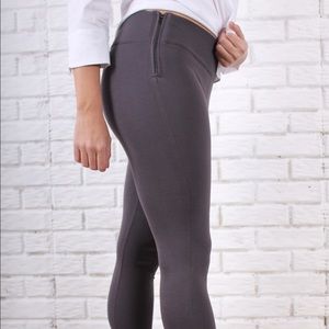 Nae Nae - Zippered Leggings