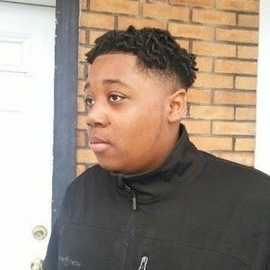 Meet your Posher, Emanuel