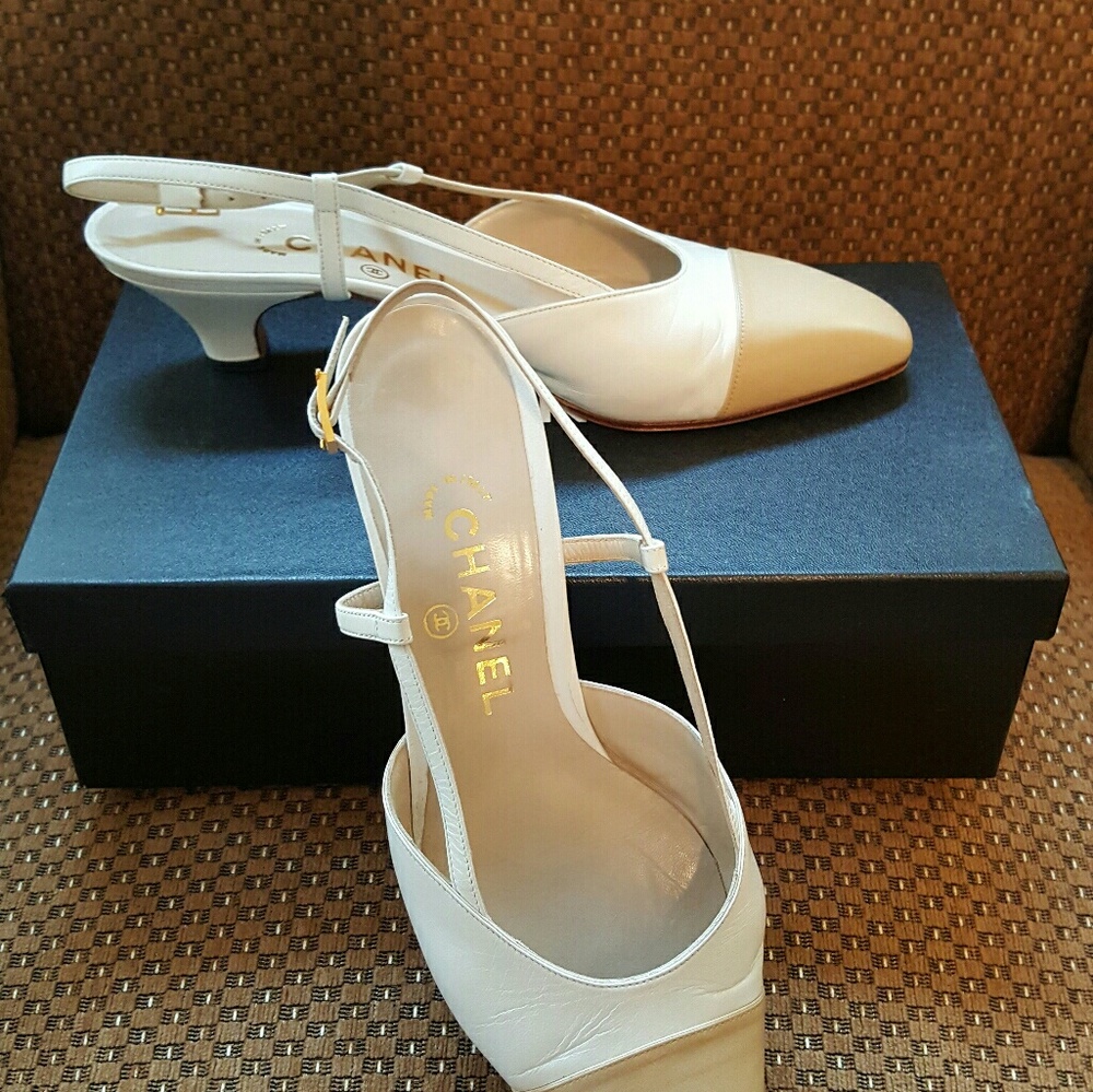 CHANEL AUTHENTIC SLINGBACK PUMPS