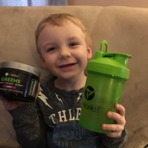 Meet your Posher, Crystal