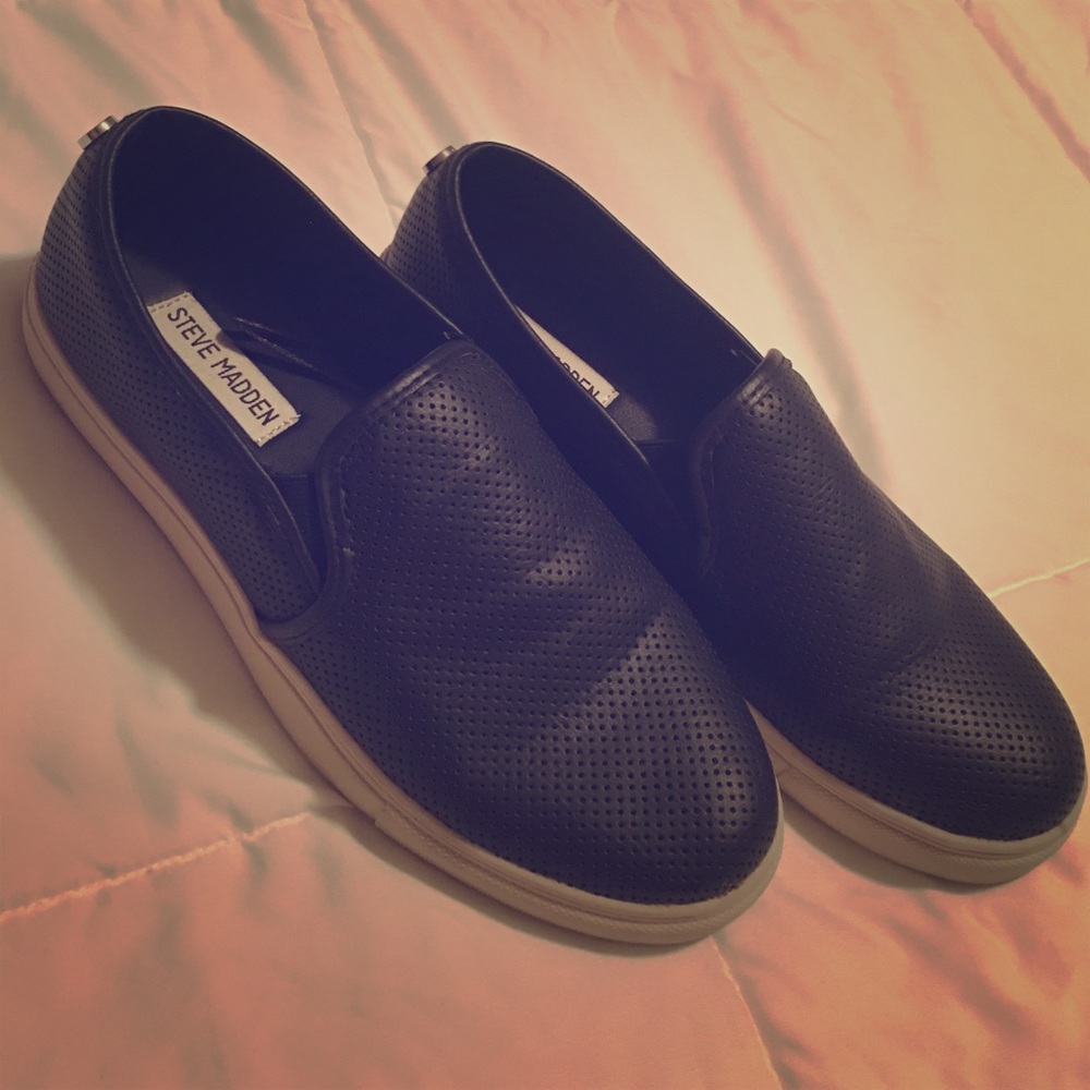 Steve Madden Slip-Ons