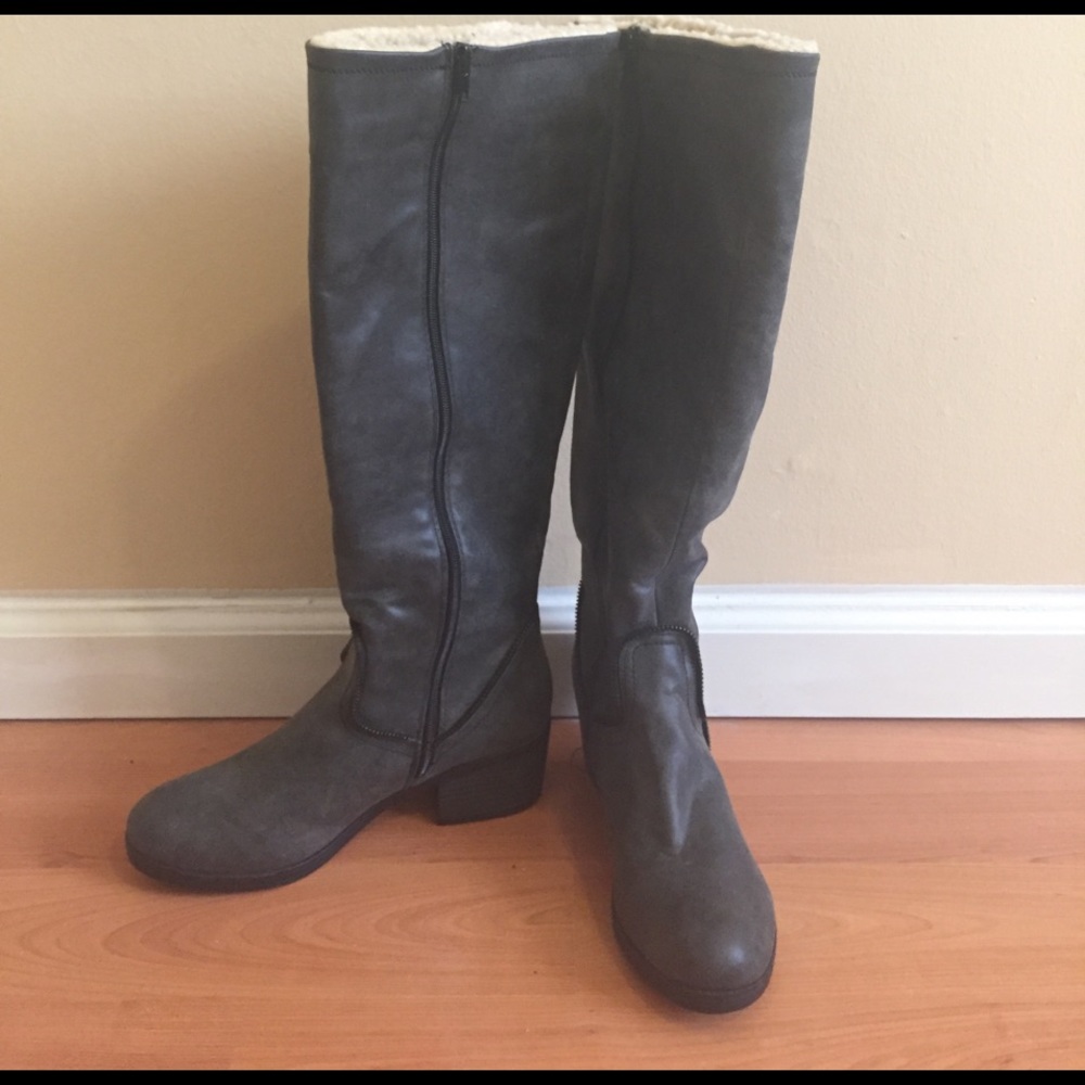 Charcoal riding boots
