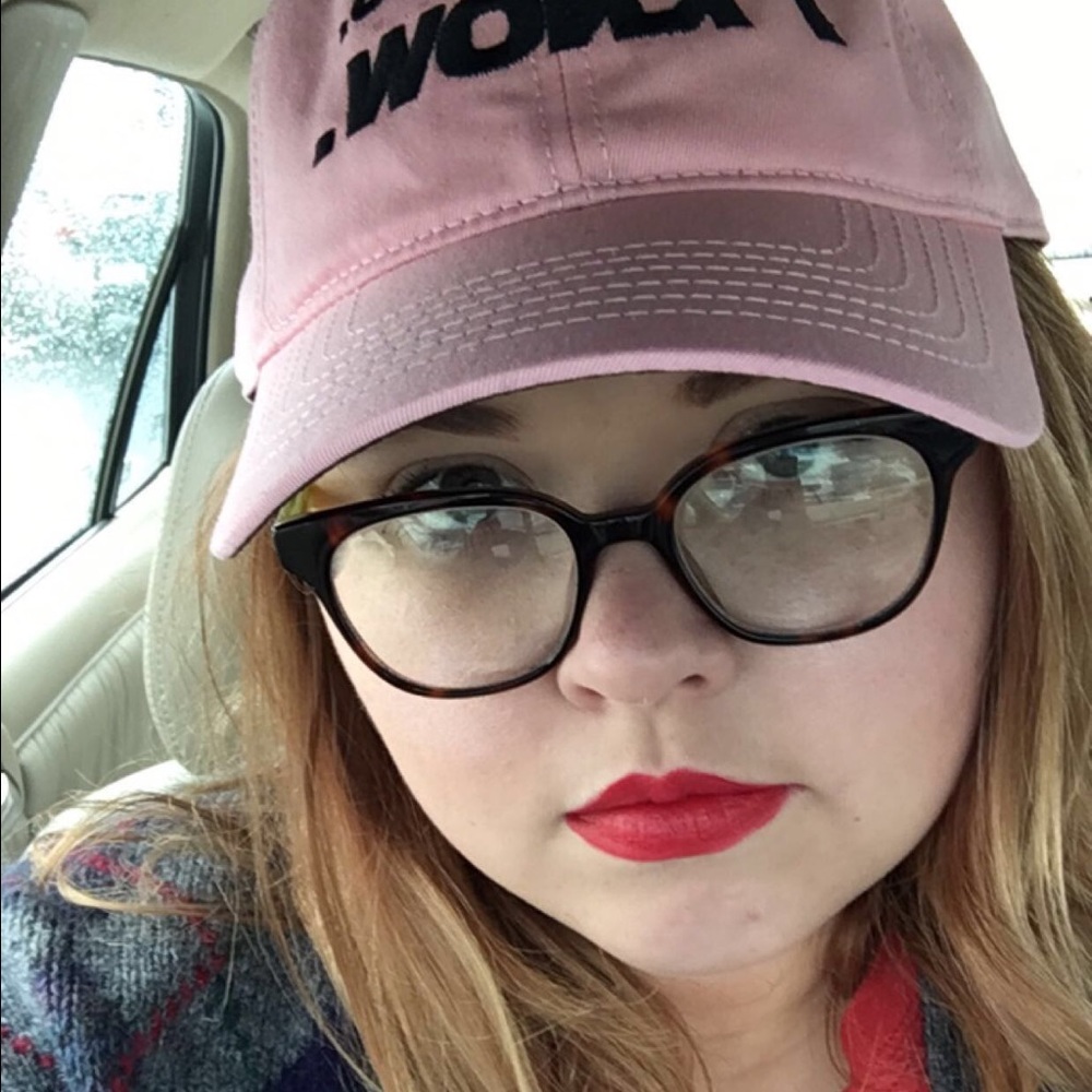 Meet your Posher, Elly