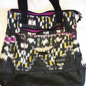 Dakine tote
