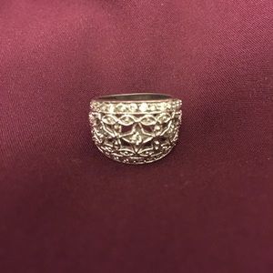 Sterling Silver and diamond chips filigree ring