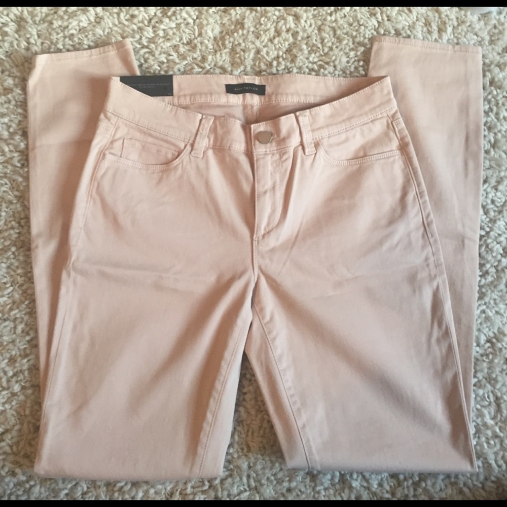 NWT light pink Ann Taylor Skinnies