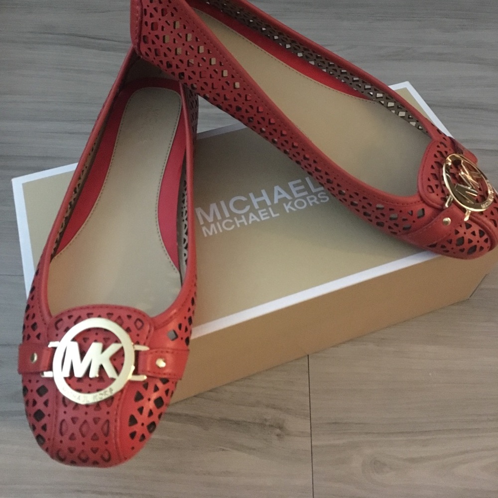 Michael Kors flats