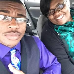 Meet your Posher, Stacy