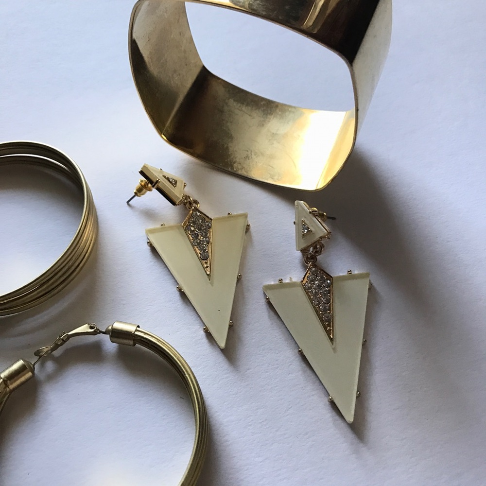 Gold + Glam Jewelry Bundle