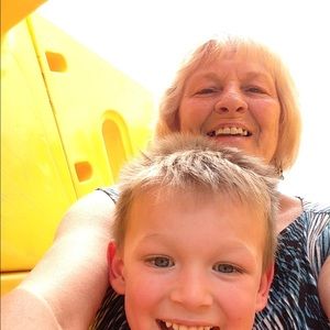 Meet your Posher, Pamela