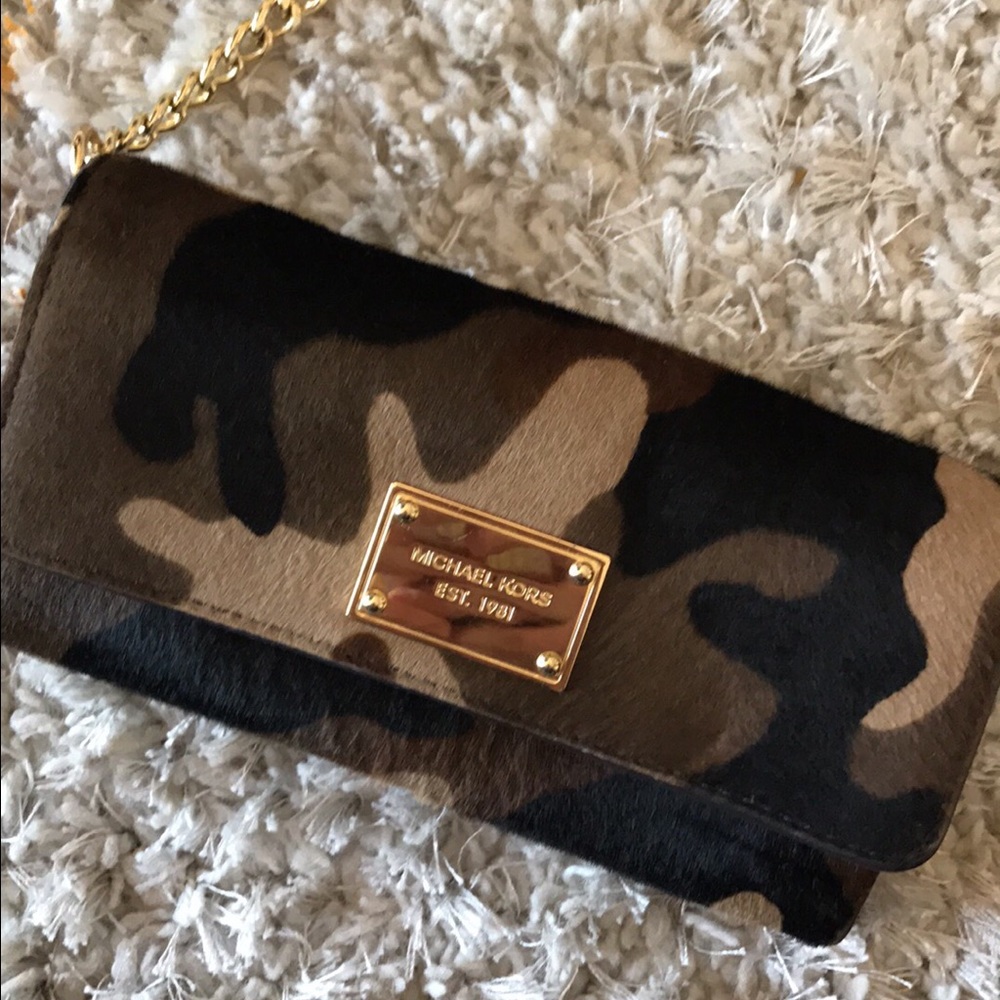 Michael kors cross body wallet purse