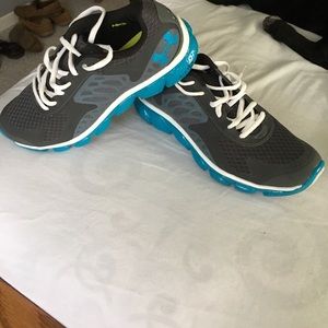 Under armour Sneakers