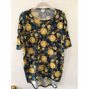 LulaRoe LLR XXS Irma Top