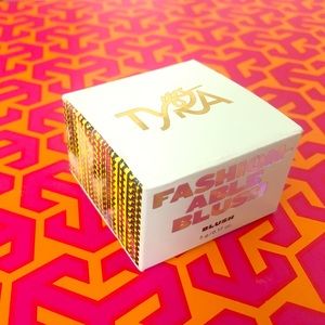 Tyra Beauty Fashionable Blush Tyra Beauty Fashionable Blush