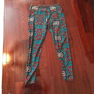 Beautiful bandana pattern leggings
