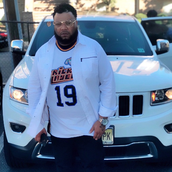 Meet your Posh Ambassador, Kendall - Picture 3 of 4