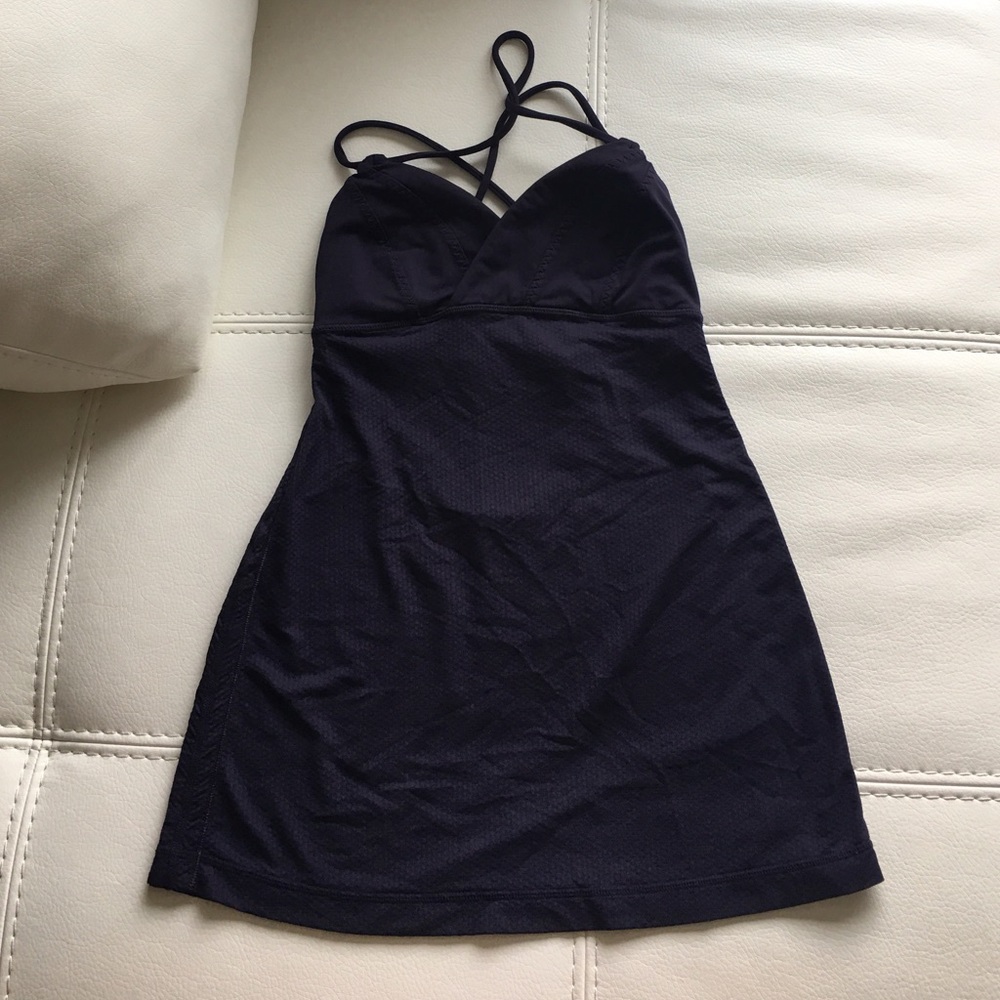 Lululemon tanks