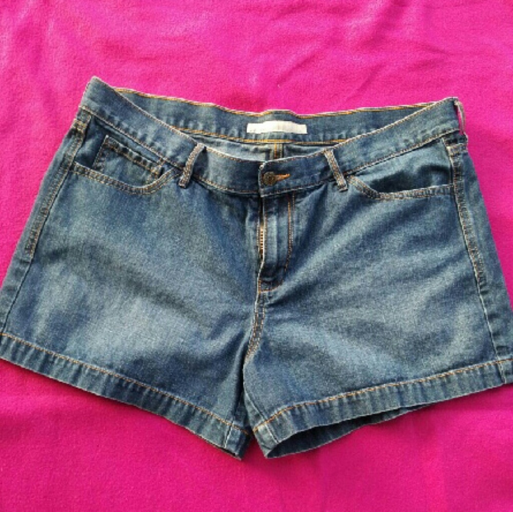 Old Navy Low Rise Denim Shorts