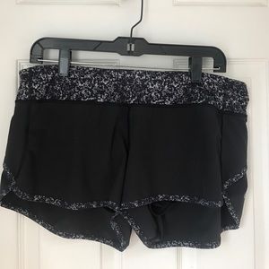 Lululemon size 10 speed short 4way