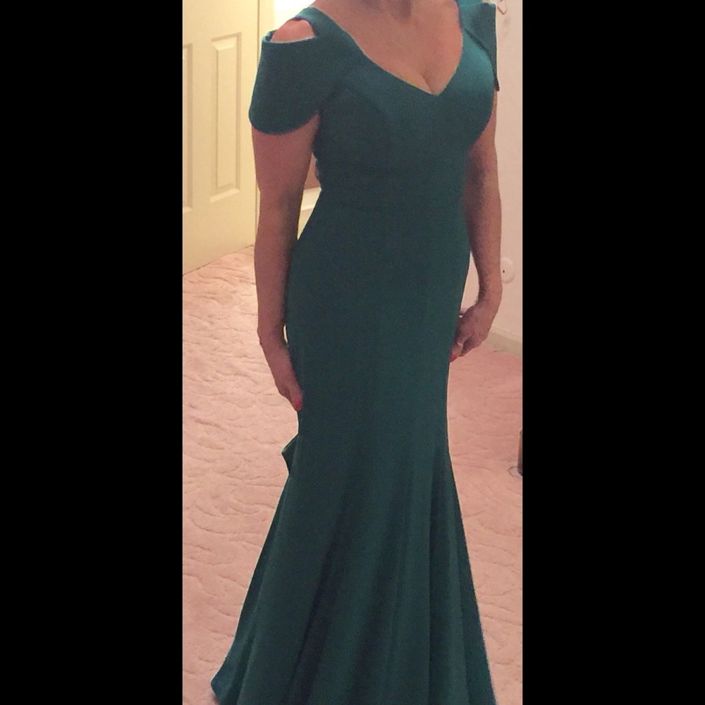 Saboroma emerald green mother of the bride gown.