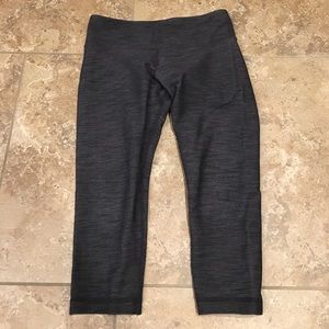 Lululemon crop pants