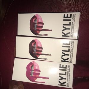 Kylie Kenner kits