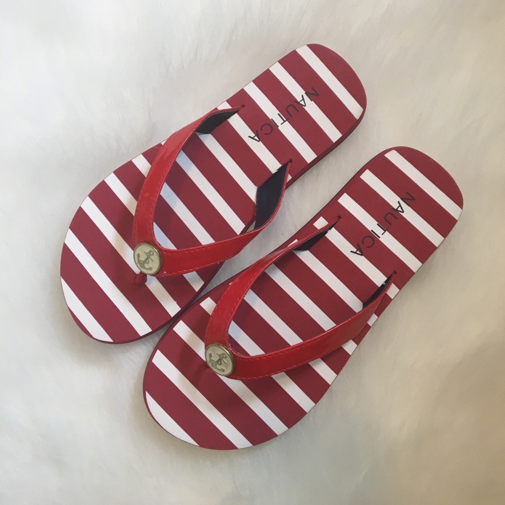 NWOT Nautica Flip Flops