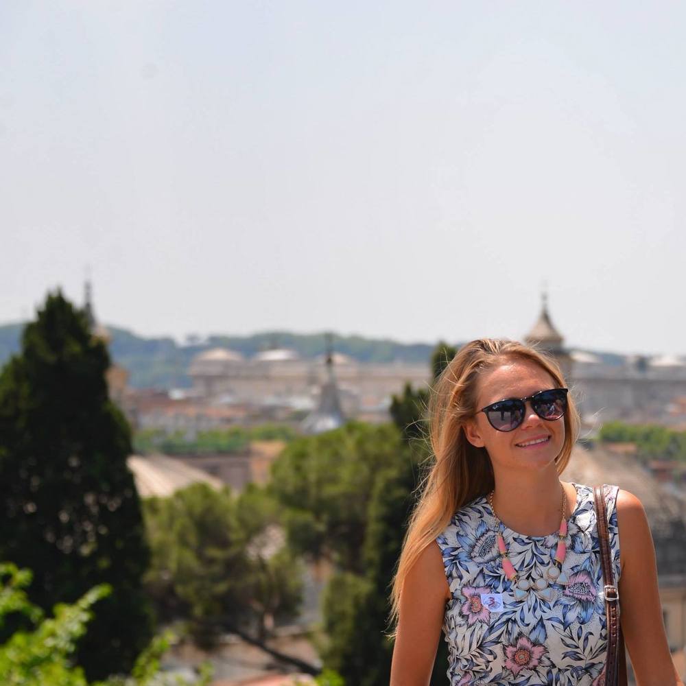 Meet your Posher, Leslie ann
