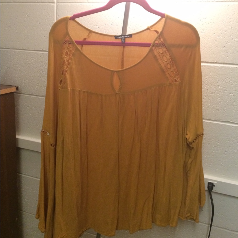 Yellow bell sleeve spring top