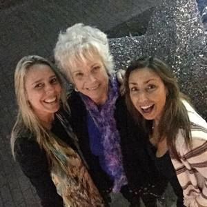 Meet your Posher, Sandra thames